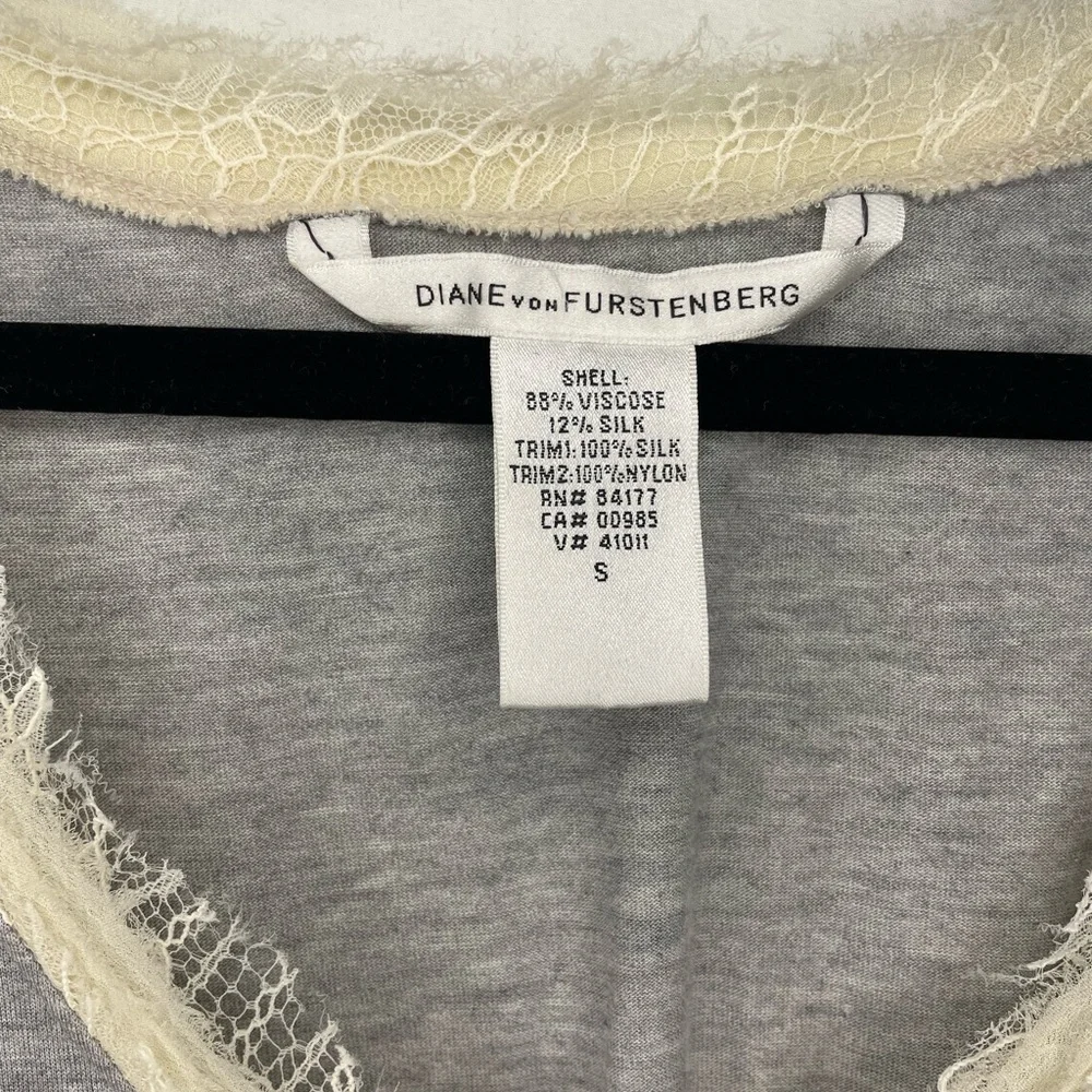 DVF VNeck Long Sleeve Top Gray + Ivory Lace Trim S - Picture 4 of 9